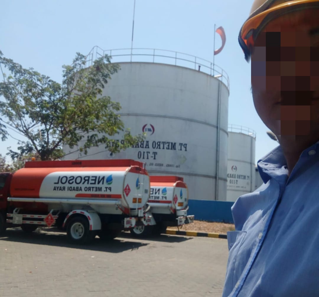 Kunjungan lapangan industri